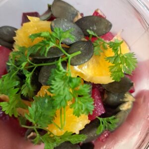 Betteraves, oranges, pain doré